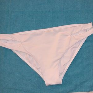 L Space Solid White Estella Bottom, L